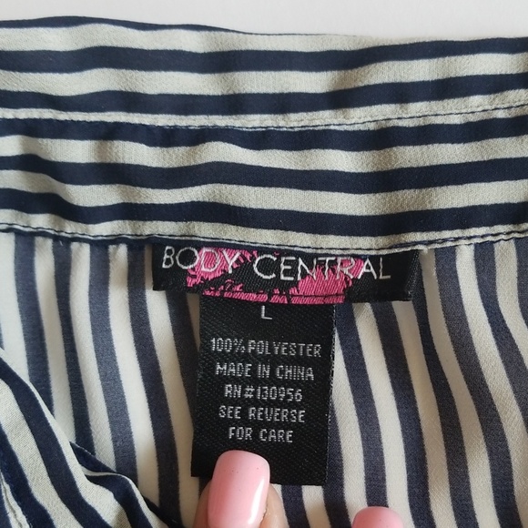 Top - Picture 4 of 4